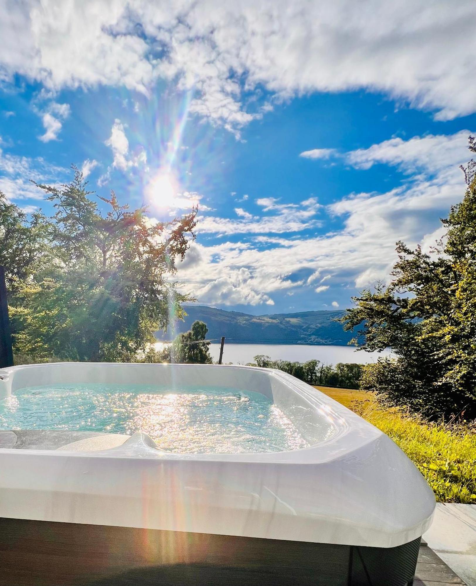 1 Loch Ness Heights Apartment Inverness Bagian luar foto